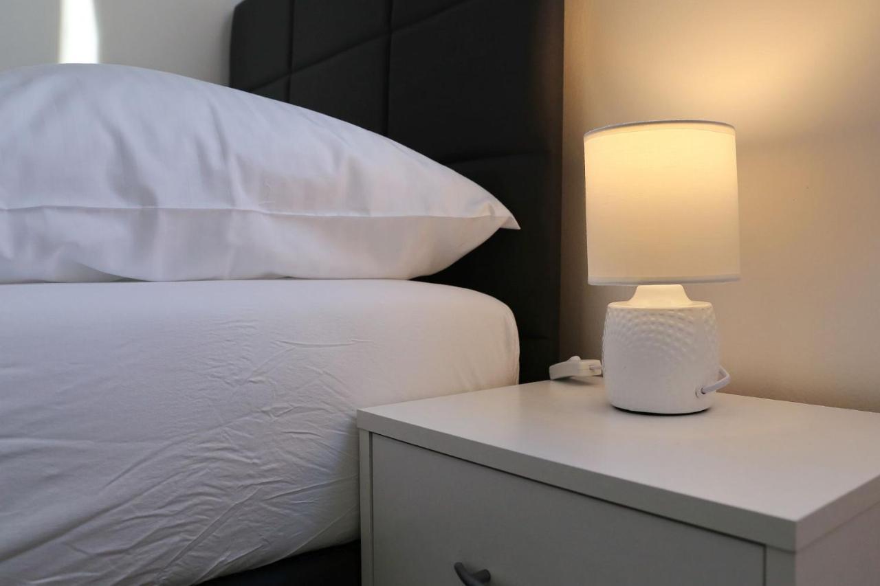 Apartments Lisac วีร์ ภายนอก รูปภาพ